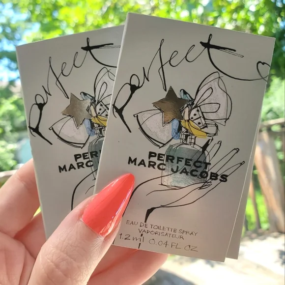 Marc Jacobs Perfect Eau De Toilette Spray Perfume x 2 Travel Sample NEW - Picture 1 of 4